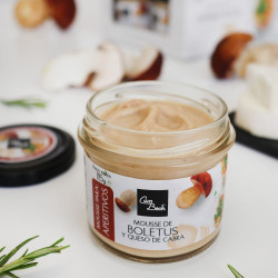 Mousse de boletus con queso de cabra
