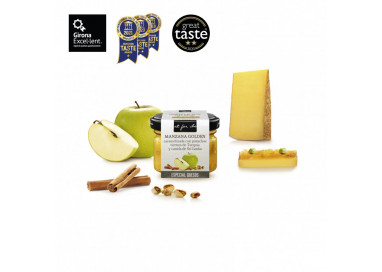 Salsa dulce de manzana golden con pistachos y canela